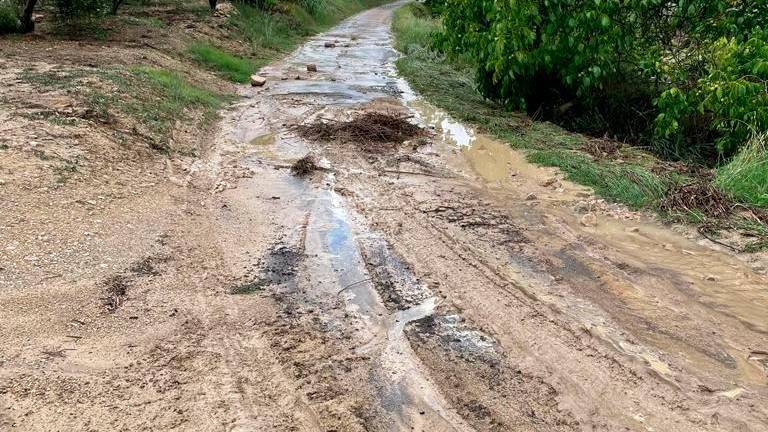 Una tromba de agua descarga cuarenta litros por metro cuadrado en Ermita Nueva Una tromba de agua descarga cuarenta litros por metro cuadrado en Ermita Nueva
