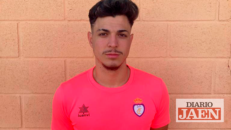 Jesús Hoyos es nuevo futbolista del Real Jaén Jesús Hoyos es nuevo futbolista del Real Jaén