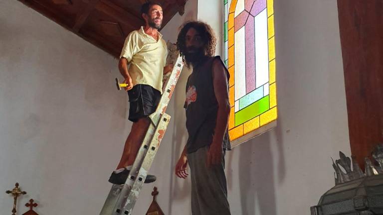 Lucha incansable por mantener en pie la iglesia de Río Madera Lucha incansable por mantener en pie la iglesia de Río Madera