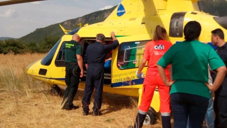 Rescatan a un joven tras sufrir una caída en el paraje de La Hueta Rescatan a un joven tras sufrir una caída en el paraje de La Hueta