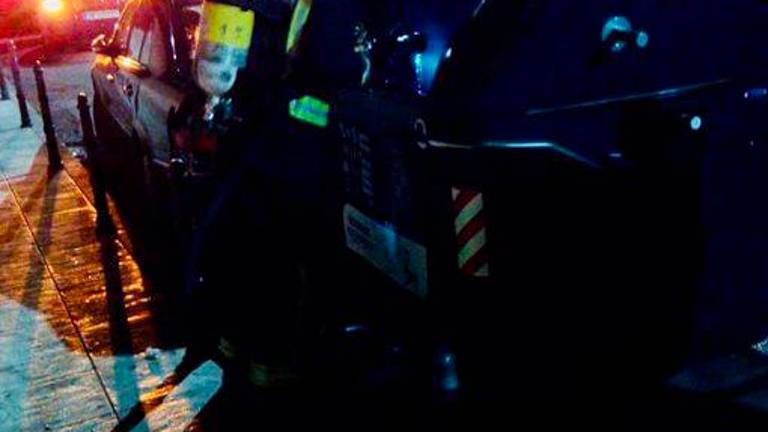 Un bombero resulta herido en un incendio en Carchelejo Un bombero resulta herido en un incendio en Carchelejo