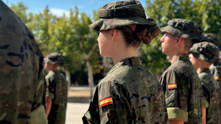 Primeras imágenes de la Princesa Leonor en la Academia General Militar de Zaragoza Primeras imágenes de la Princesa Leonor en la Academia General Militar de Zaragoza