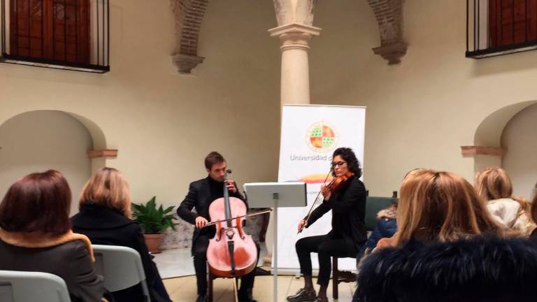 Talento musical comandado por la UJA en los Baños Árabes Talento musical comandado por la UJA en los Baños Árabes