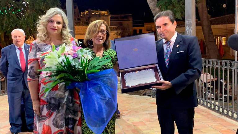 Acogedora mañana cargada de devoción Acogedora mañana cargada de devoción