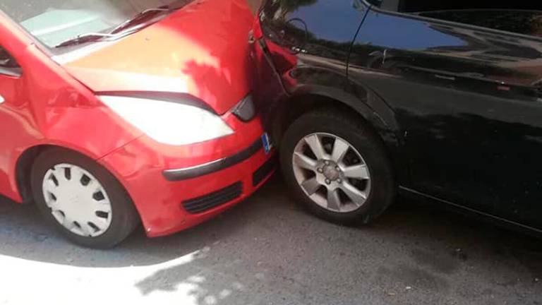 Denuncia por no sujetar un cargamento de paja Denuncia por no sujetar un cargamento de paja