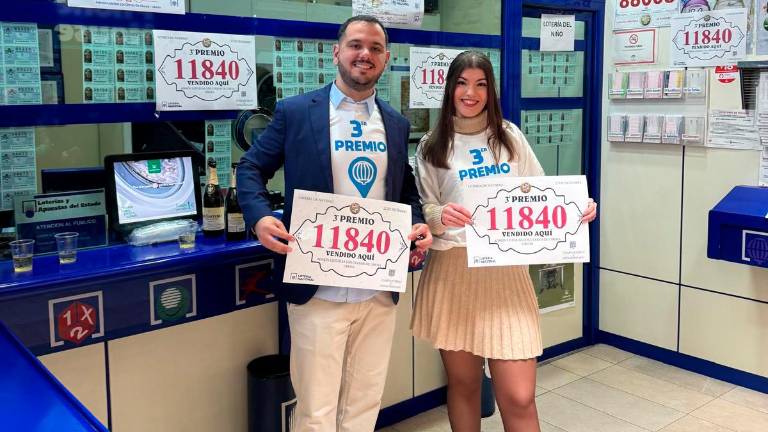 Lluvia de dos millones de euros en Úbeda con el tercer premio Lluvia de dos millones de euros en Úbeda con el tercer premio
