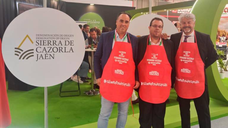 El éxito del mandil conmemorativo de Expoliva 2025 El éxito del mandil conmemorativo de Expoliva 2025