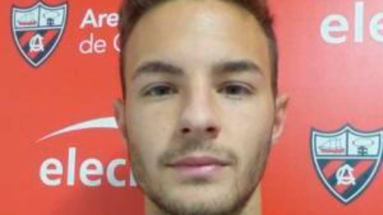 El Mancha Real ficha al delantero centro del Burgos Promesas José Enrique El Mancha Real ficha al delantero centro del Burgos Promesas José Enrique