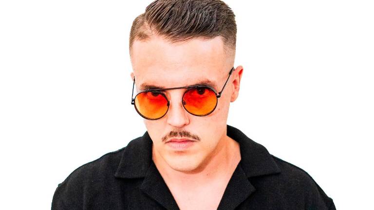 Salva Navío, un DJ de élite en el Tardeo entre Olivos Salva Navío, un DJ de élite en el Tardeo entre Olivos