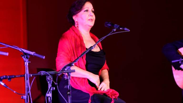 Carmen Linares, en su tierra cantaora Carmen Linares, en su tierra cantaora