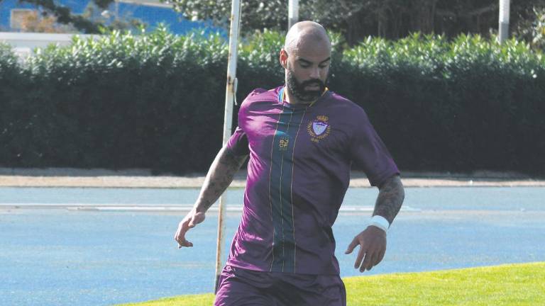 Espín: “Conseguiremos el ascenso si logramos los resultados de la primera vuelta” Espín: “Conseguiremos el ascenso si logramos los resultados de la primera vuelta”