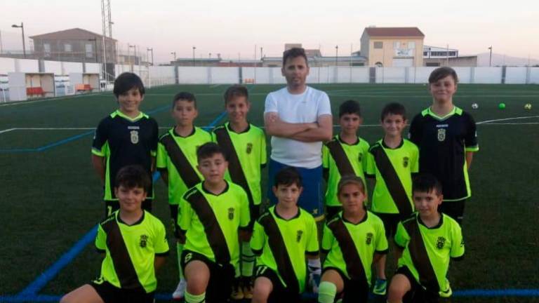 Fútbol con embrujo infantil