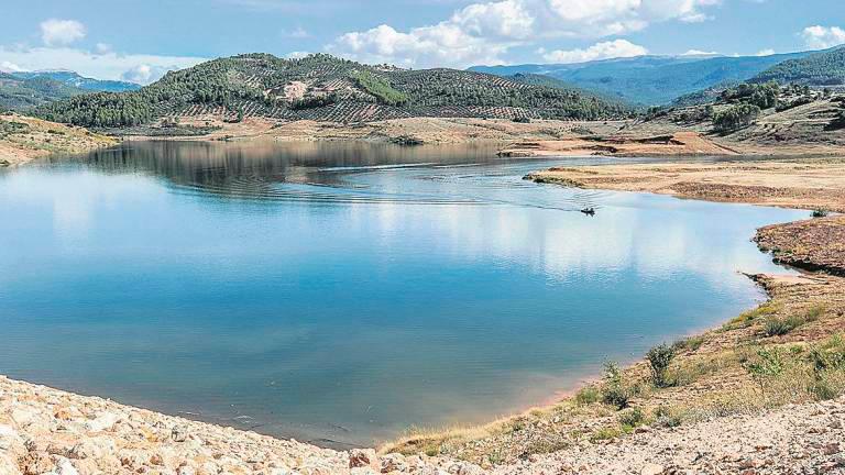 Nueve proyectos optan a la concesión de aguas en la zona regable de Siles Nueve proyectos optan a la concesión de aguas en la zona regable de Siles