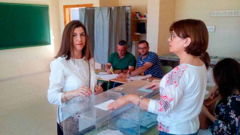 Pactos que dejan fuera al PSOE Pactos que dejan fuera al PSOE