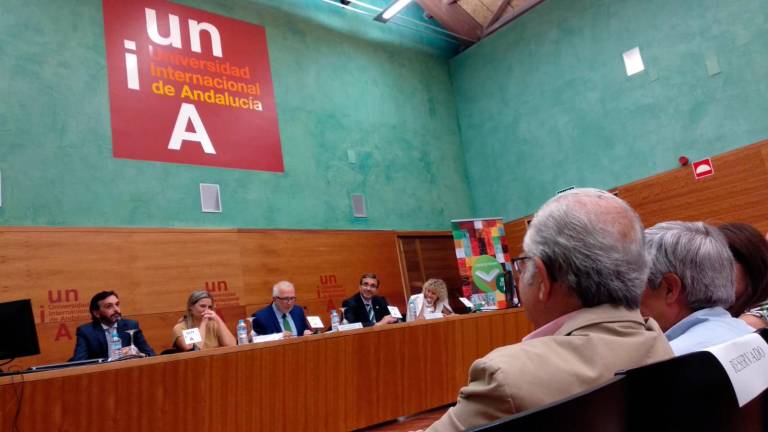 Empieza la actividad cultural en la sede de la UNIA en Baeza con una velada literaria y un concierto de jazz Empieza la actividad cultural en la sede de la UNIA en Baeza con una velada literaria y un concierto de jazz