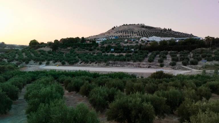 Ecologistas en Acción alertan sobre una “macroplanta de estiércol” en el Puente Jontoya Ecologistas en Acción alertan sobre una “macroplanta de estiércol” en el Puente Jontoya
