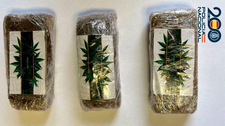 Detenido un vendedor de droga en Andújar que distribuía en patinete Detenido un vendedor de droga en Andújar que distribuía en patinete