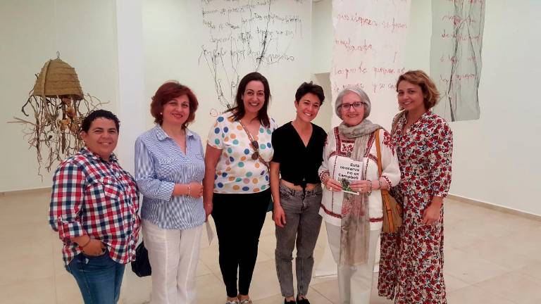 Una muestra de arte colectivo alejado de convencionalismos Una muestra de arte colectivo alejado de convencionalismos