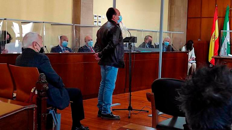 El contable y el auditor de la cooperativa La Unión, condenados a cuatro años y nueve meses de cárcel El contable y el auditor de la cooperativa La Unión, condenados a cuatro años y nueve meses de cárcel