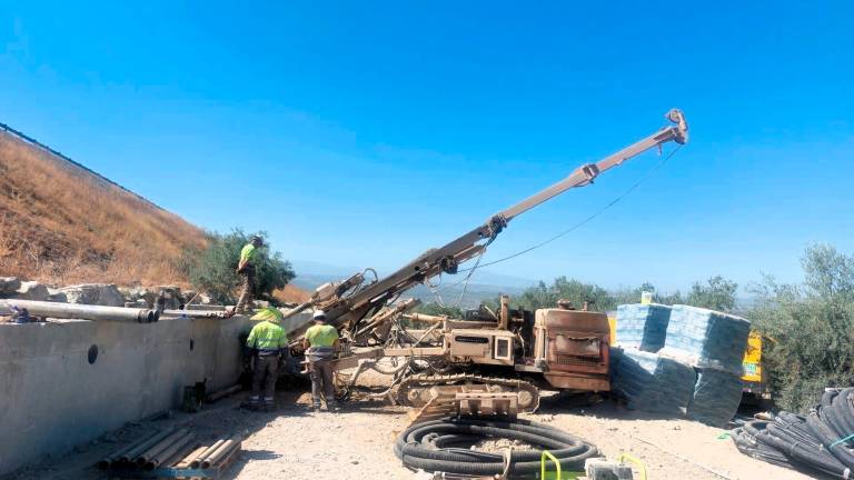 Comienza la reparación del firme de la A-316 en Baeza Comienza la reparación del firme de la A-316 en Baeza