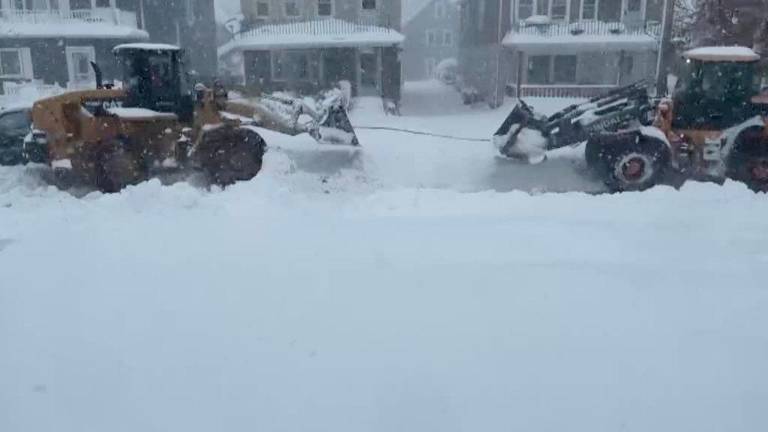Imponente tormenta de nieve en Estados Unidos. ! No funcionan ni las quitanieves! Imponente tormenta de nieve en Estados Unidos. ! No funcionan ni las quitanieves!