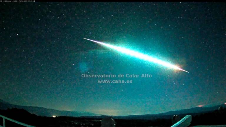 Una bola de fuego sobrevuela el sur jiennense a 65.000 kilómetros por hora Una bola de fuego sobrevuela el sur jiennense a 65.000 kilómetros por hora