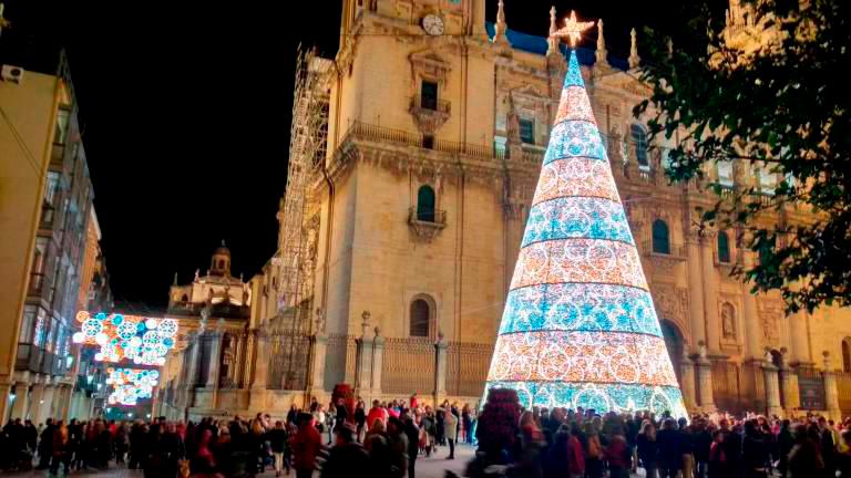 El calendario laboral 2023: Días festivos y puentes en Andalucía El calendario laboral 2023: Días festivos y puentes en Andalucía