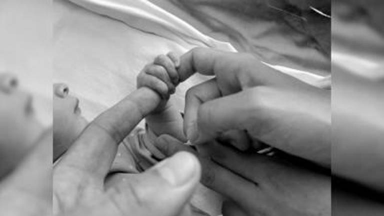 Ona Carbonell da la bienvenida a su primer hijo Ona Carbonell da la bienvenida a su primer hijo