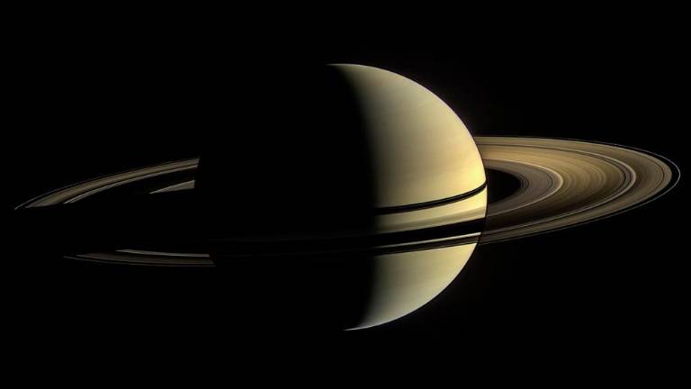 El choque de los lunas pudo originar los anillos de Saturno El choque de los lunas pudo originar los anillos de Saturno