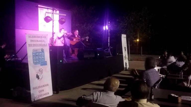 Un viaje a lo largo del flamenco Un viaje a lo largo del flamenco