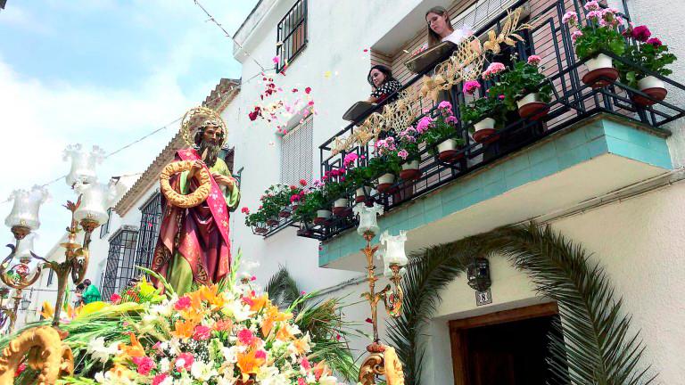 Canena vive con alegría el día previo a la celebración de San Marcos Canena vive con alegría el día previo a la celebración de San Marcos