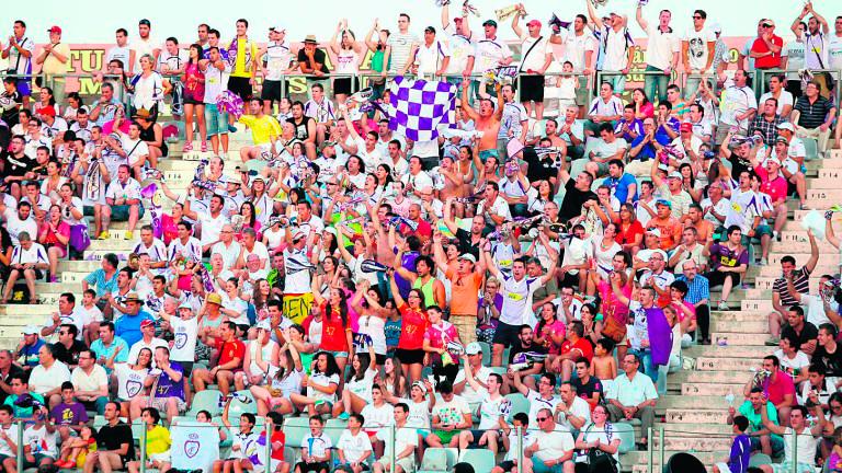 La plataforma “Líberos Real Jaén” pondrá en marcha su página web y una campaña de “crowfounding” La plataforma “Líberos Real Jaén” pondrá en marcha su página web y una campaña de “crowfounding”
