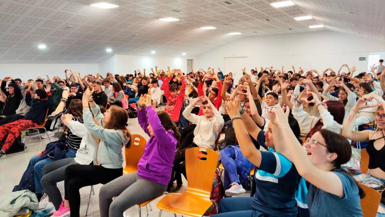 ‘Mi gran noche’ en la voz de los alumnos del IES Sierra de las Villas ‘Mi gran noche’ en la voz de los alumnos del IES Sierra de las Villas
