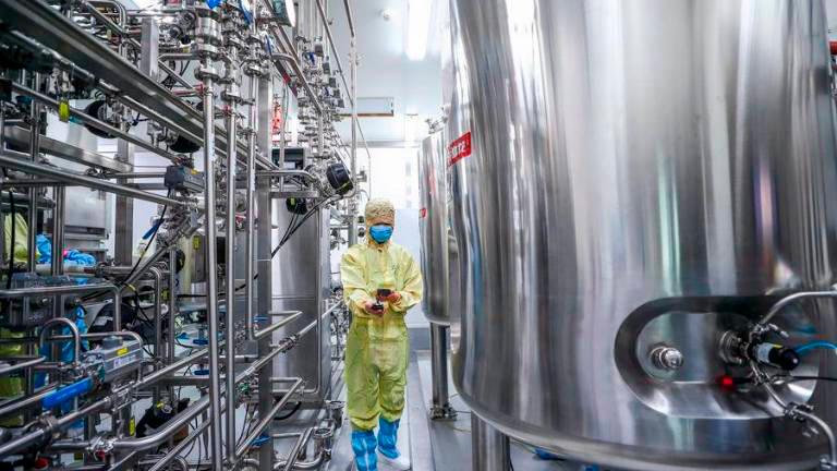 China informa de que tiene tres vacunas en la fase 2 de ensayos clínicos China informa de que tiene tres vacunas en la fase 2 de ensayos clínicos