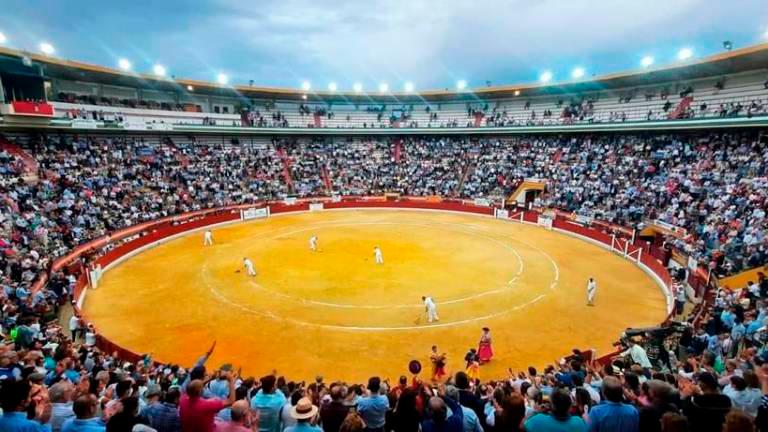 Las peñas taurinas se vuelcan con Jaén por San Lucas Las peñas taurinas se vuelcan con Jaén por San Lucas