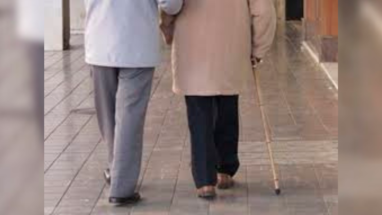 Cierran una residencia de mayores privada en Málaga por falta de higiene Cierran una residencia de mayores privada en Málaga por falta de higiene