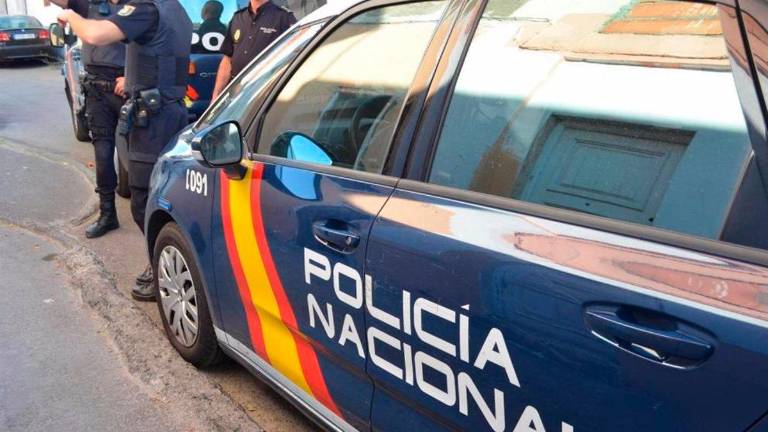 Detenida por simular el robo de su propio vehículo Detenida por simular el robo de su propio vehículo