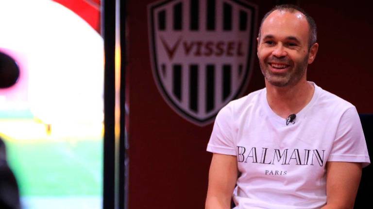 Iniesta pide estar “siempre juntos” en el Barcelona para “seguir construyendo el mejor club del mundo” Iniesta pide estar “siempre juntos” en el Barcelona para “seguir construyendo el mejor club del mundo”