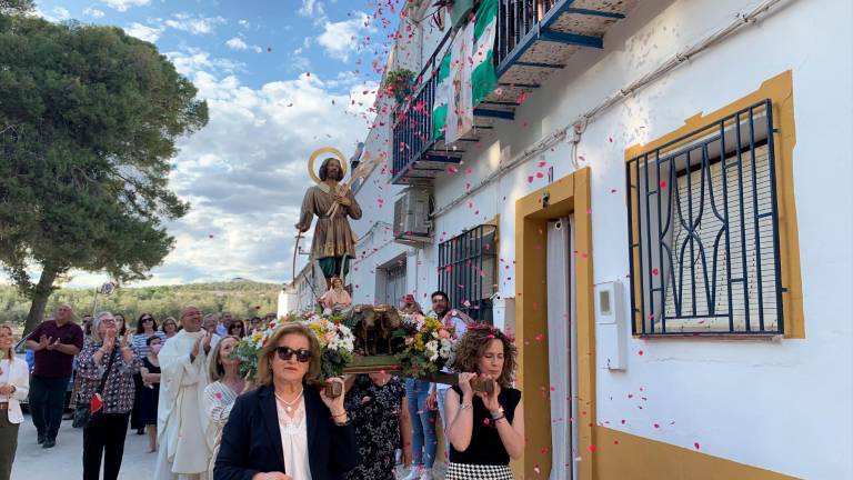 El Donadío cuadruplica su población por San Isidro El Donadío cuadruplica su población por San Isidro