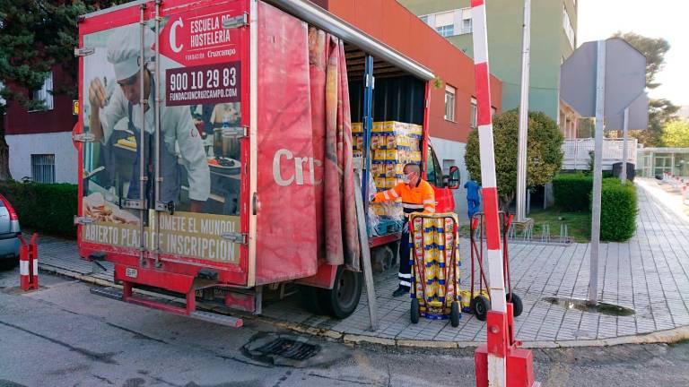Cruzcampo dona más de 10.000 cervezas a sanitarios Cruzcampo dona más de 10.000 cervezas a sanitarios