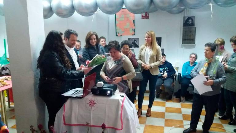 Homenaje a las mujeres de la Zona Sur