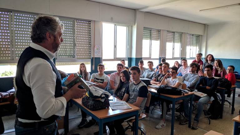 El ojo analítico se forma en el aula