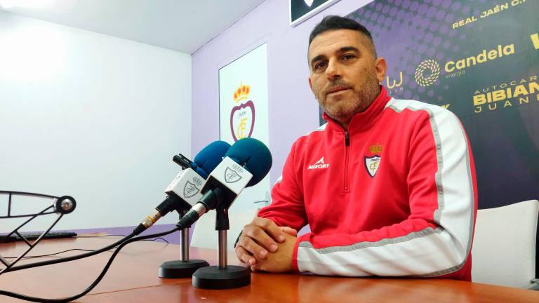 El Real Jaén fulmina a Emilio Fajardo El Real Jaén fulmina a Emilio Fajardo