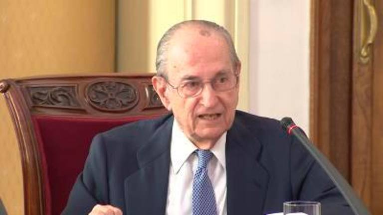Muere el exministro Landelino Lavilla, presidente del Congreso la tarde del 23F Muere el exministro Landelino Lavilla, presidente del Congreso la tarde del 23F