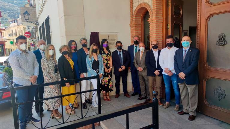Reyes asiste al día de Valdepeñas de Jaén Reyes asiste al día de Valdepeñas de Jaén