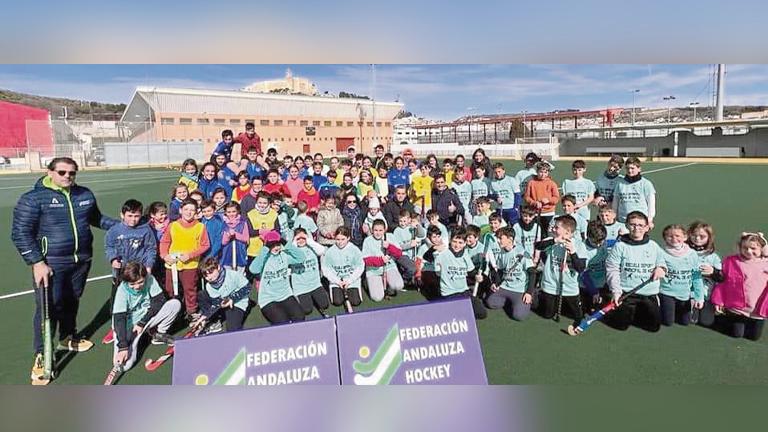 Quesada apuesta por el Hockey con una Escuela Municipal Quesada apuesta por el Hockey con una Escuela Municipal