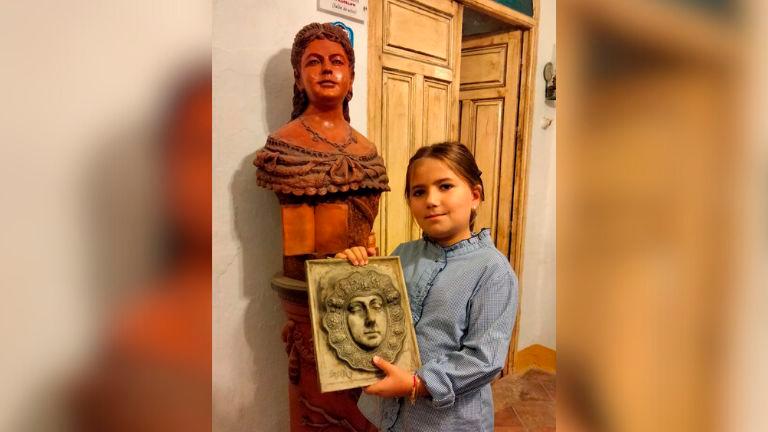 Un recorrido por el Palacio Episcopal de Begíjar con la “guía turística más joven de España” Un recorrido por el Palacio Episcopal de Begíjar con la “guía turística más joven de España”