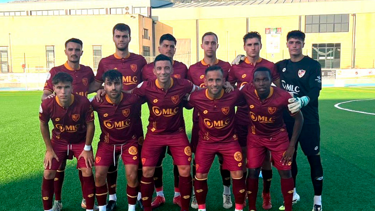 Un tsunami azulillo arrasa contra el Club Deportivo Egabrense (0-5) Un tsunami azulillo arrasa contra el Club Deportivo Egabrense (0-5)