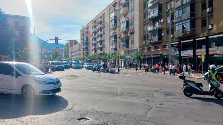 Balance del accidente de la Avenida de Madrid: cuatro heridos Balance del accidente de la Avenida de Madrid: cuatro heridos