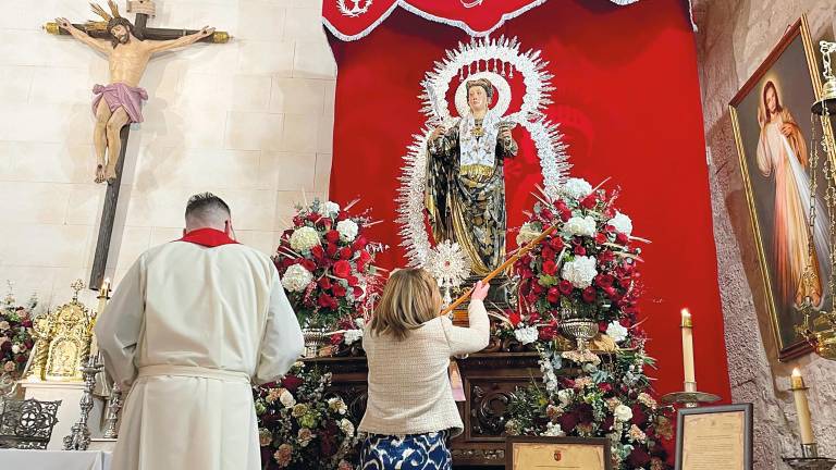 Bastón de mando para la patrona de Sorihuela del Guadalimar Bastón de mando para la patrona de Sorihuela del Guadalimar